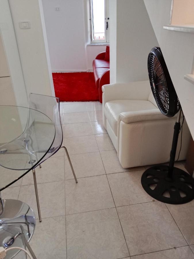 "Lo Studiolo" Apartment Пиццо Экстерьер фото